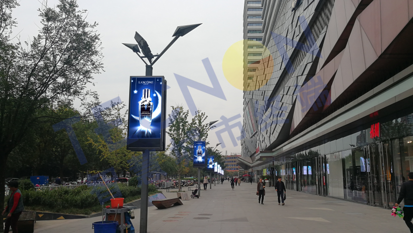 山東濰坊LED雙面智慧燈桿屏3.png 山東濰坊LED雙面智慧燈桿屏3.png