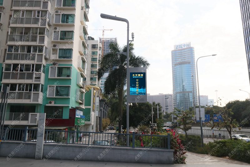 LED燈桿屏-LED顯示屏5.jpg LED燈桿屏-LED顯示屏5.jpg