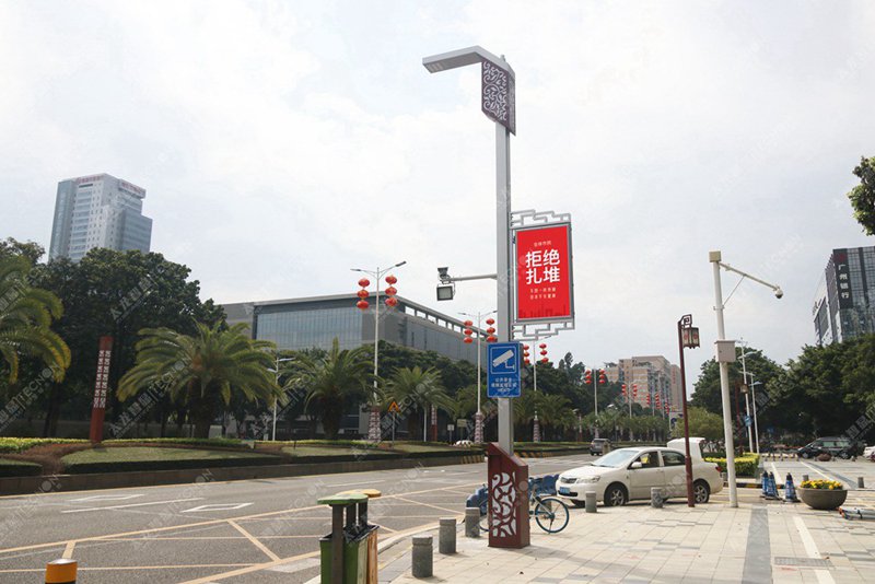 LED燈桿屏-LED顯示屏05.jpg LED燈桿屏-LED顯示屏05.jpg