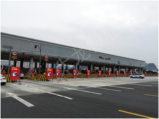 智能LED廣告機-戶外廣告機 (2).jpg 智能LED廣告機-戶外廣告機 (2).jpg