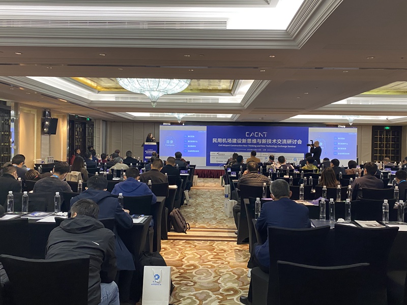 機場新應用LED廣告屏2 LED廣告屏太龍智顯