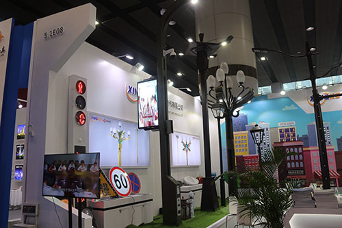LED燈桿屏.jpg