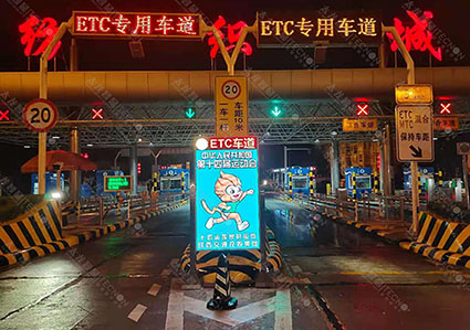 LED廣告機(jī).jpg LED廣告機(jī).jpg