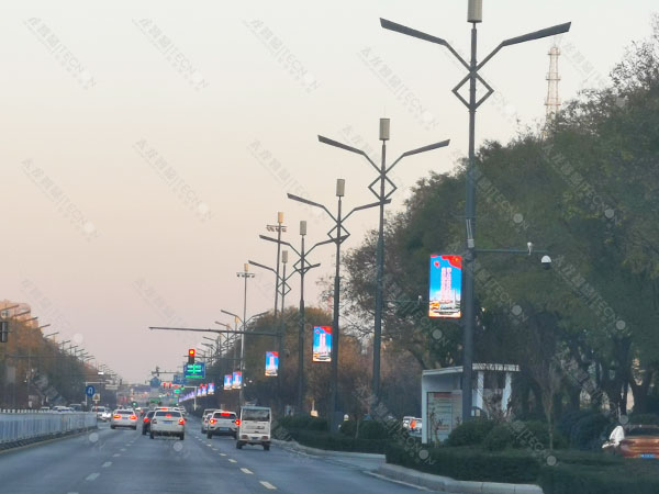 LED燈桿屏.jpg
