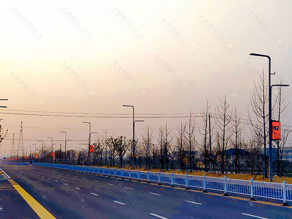 智慧燈桿屏 智慧路燈屏.jpg 智慧燈桿屏 智慧路燈屏.jpg