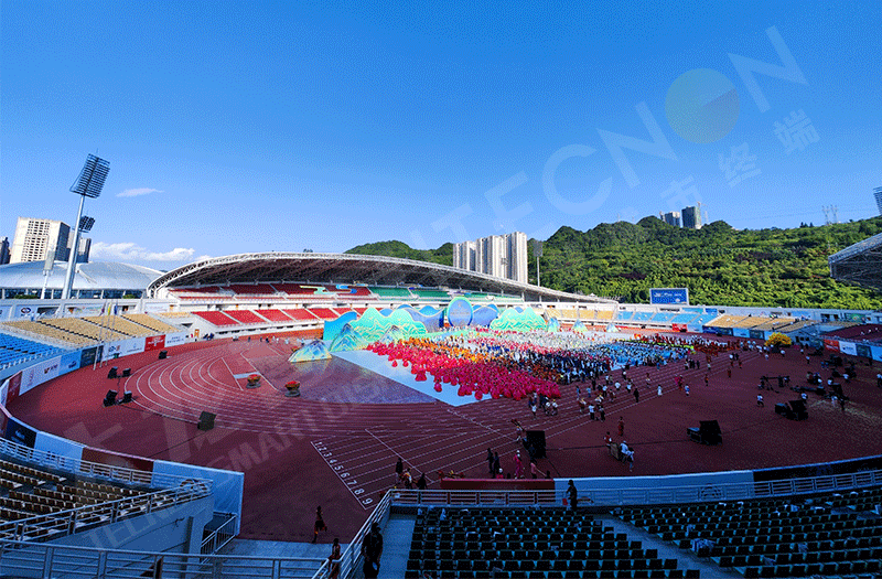 LED廣告機(jī),LED顯示屏 LED廣告機(jī),LED顯示屏
