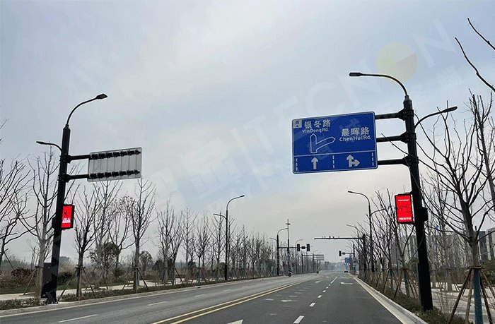 LED燈桿屏,智慧路燈 LED燈桿屏,智慧路燈