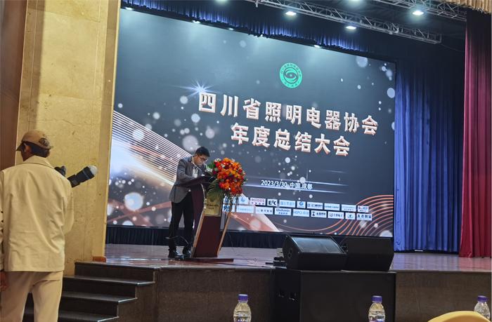 LED燈桿屏,LED廣告機 LED燈桿屏,LED廣告機