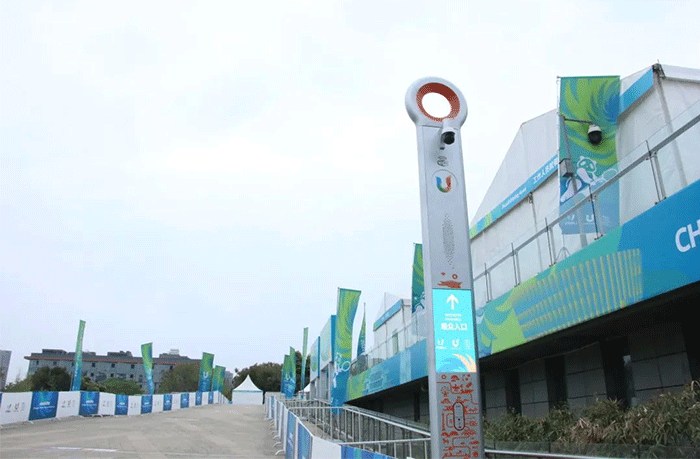 智慧路燈,LED燈桿屏 智慧路燈,LED燈桿屏