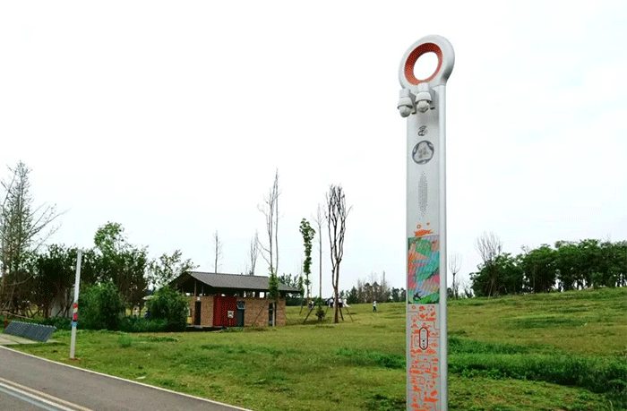 智慧路燈,LED燈桿屏 智慧路燈,LED燈桿屏