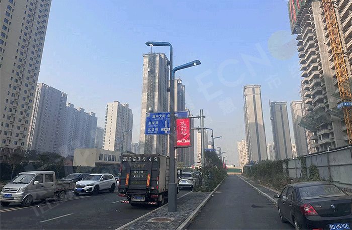 LED燈桿屏,燈桿屏 LED燈桿屏,燈桿屏