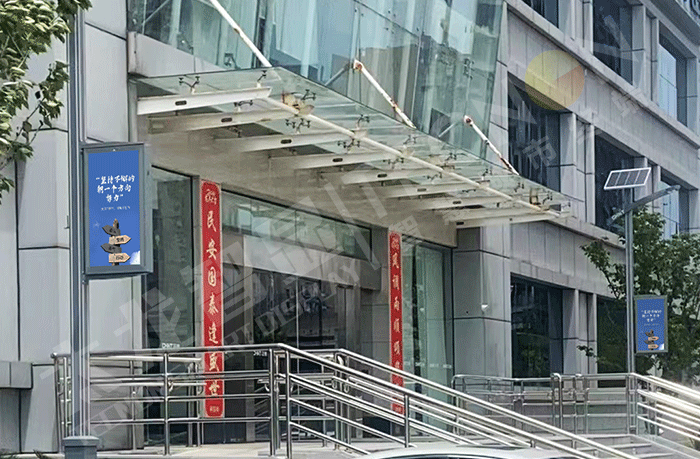 LED燈桿屏,燈桿屏 LED燈桿屏,燈桿屏