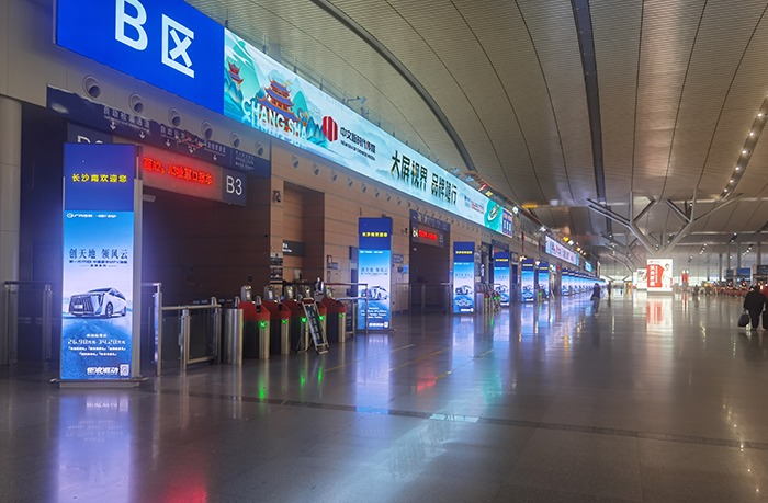 戶外LED廣告機 戶外LED廣告機