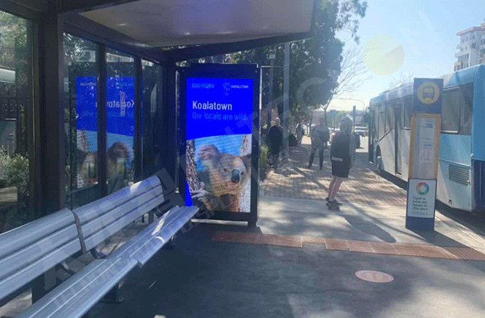 雙面LED廣告機(jī) 雙面LED廣告機(jī)