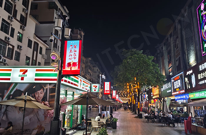 LED燈桿屏 LED燈桿屏