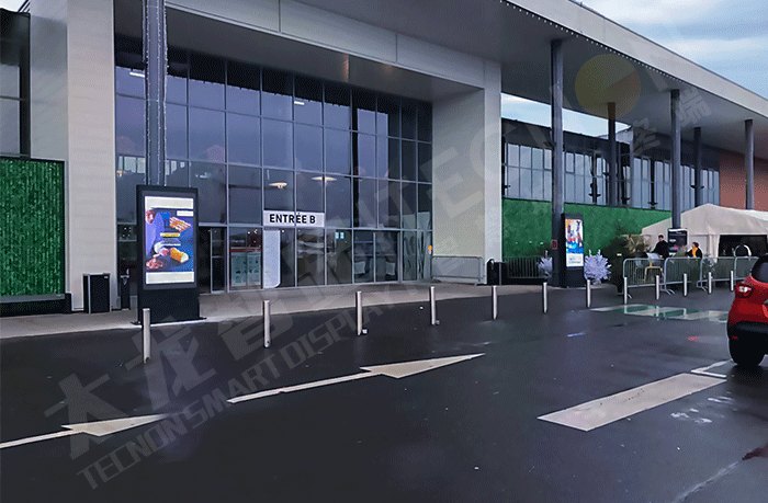 戶(hù)外LED廣告機(jī) 戶(hù)外LED廣告機(jī)