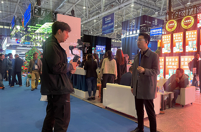 LED燈桿屏,LED廣告機(jī),智慧燈桿 LED燈桿屏,LED廣告機(jī),智慧燈桿